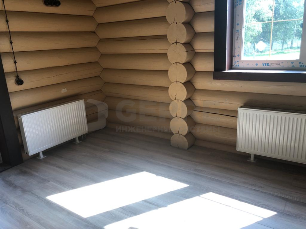 Стальные панельные радиаторы Korado в частном доме 50562